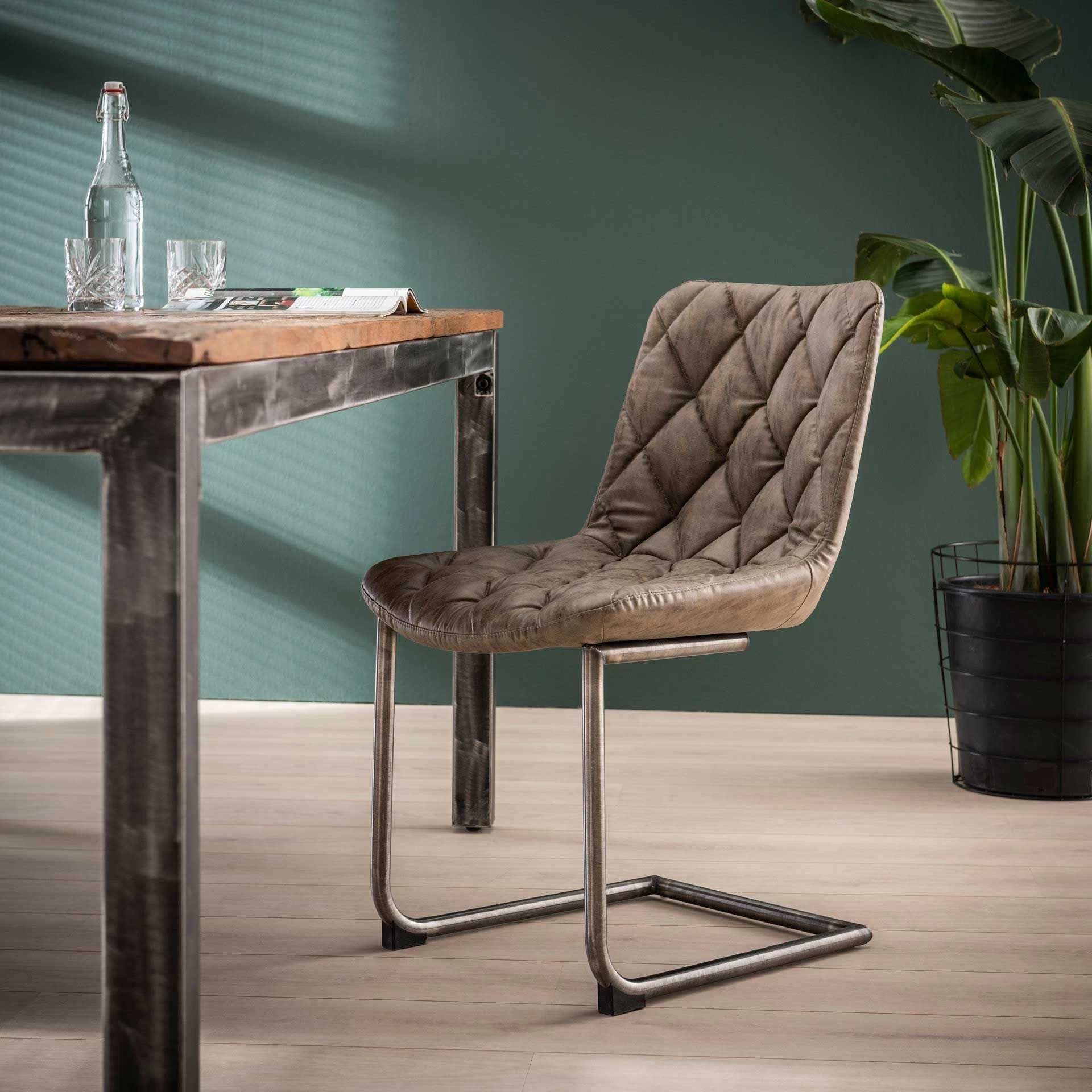 Set Van 2 Sledestoelen Guido - Taupe 1 Set Van 2 Sledestoelen Guido - Taupe