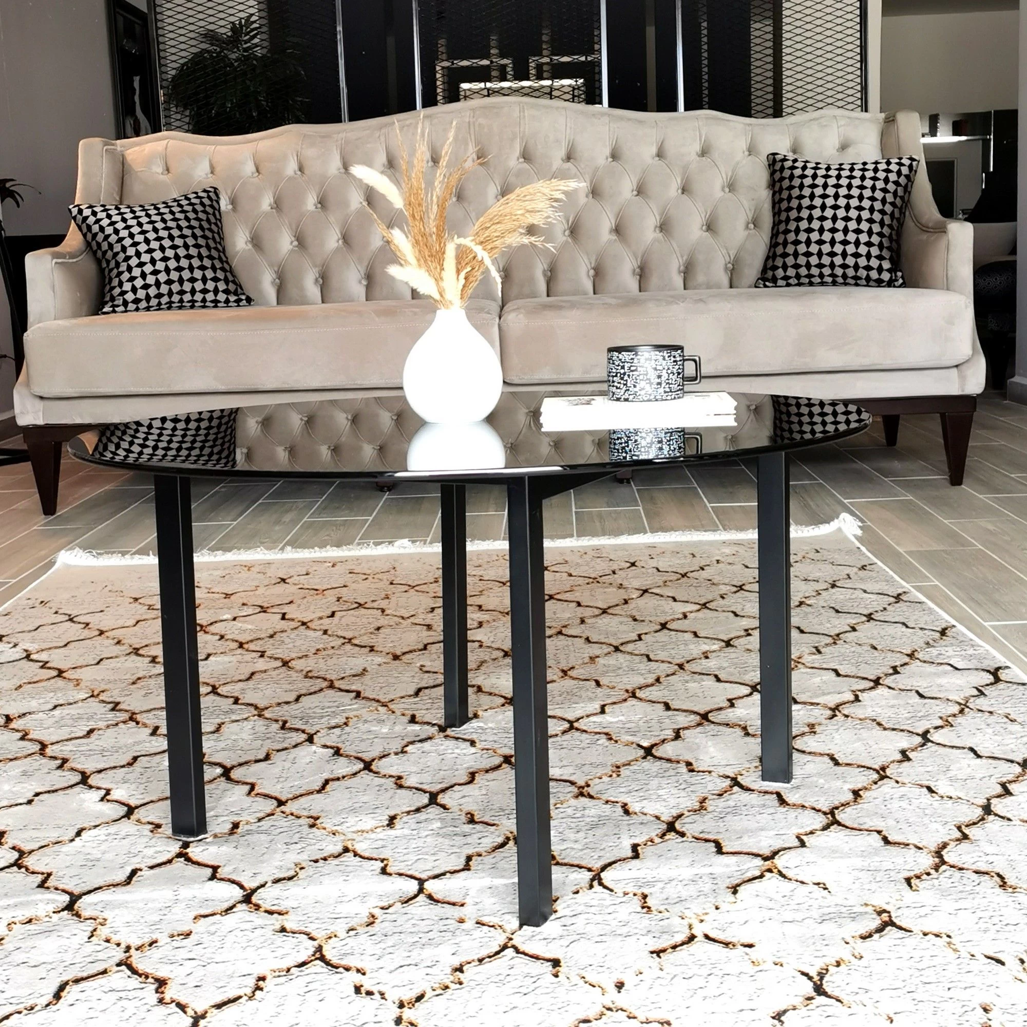 Locelso Salontafel | 100% Metaal | 6mm Dikte | Gehard Glas | 75x42x75 Cm | Fume Zwart 6 Locelso Salontafel | 100% Metaal | 6mm Dikte | Gehard Glas | 75x42x75 Cm | Fume Zwart - Afbeelding 6