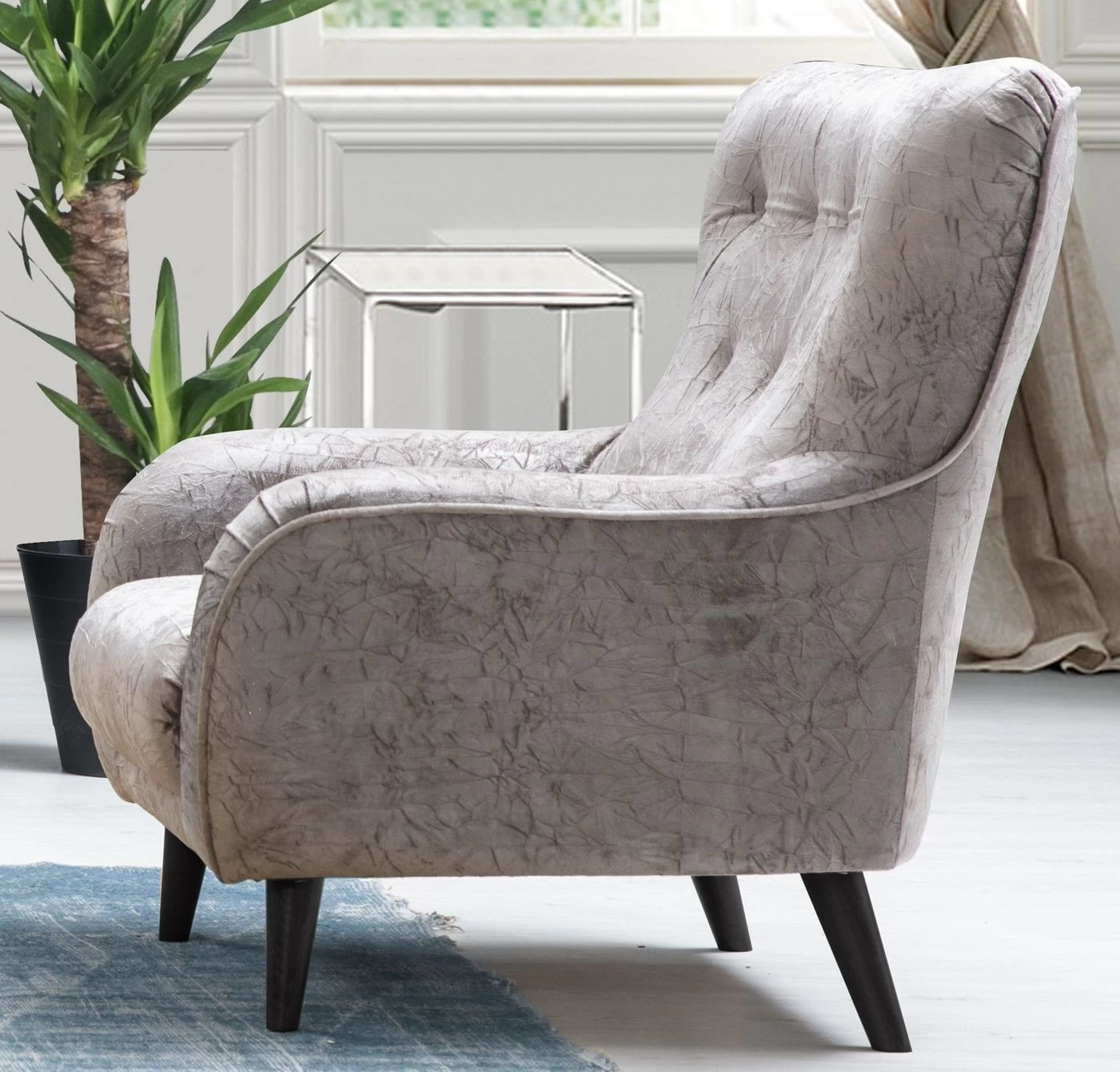 Hilena Wing Chair | Beuken Frame | 100% Polyester | Grijsbruin 1 Hilena Wing Chair | Beuken Frame | 100% Polyester | Grijsbruin