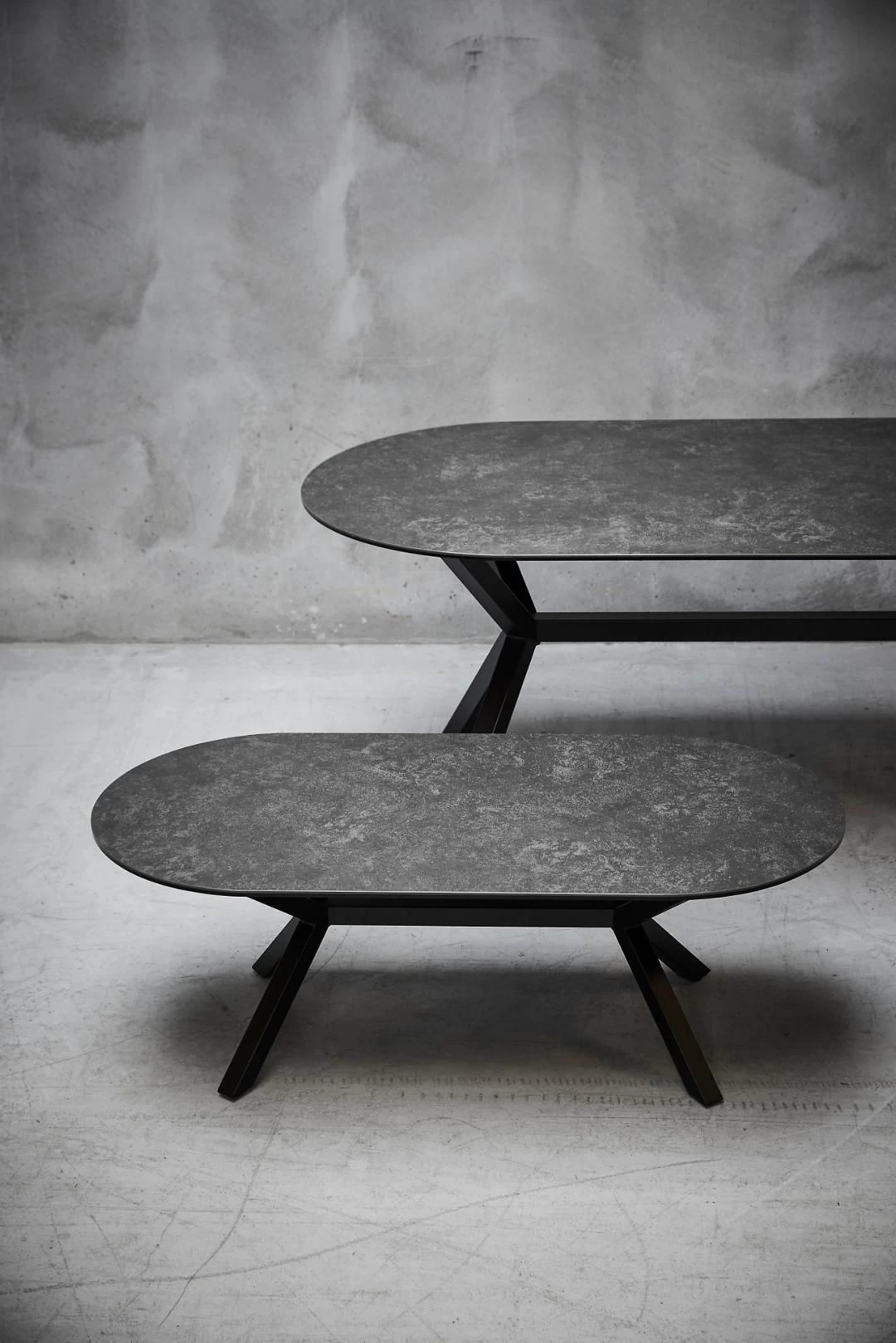 Ovalen Eettafel Laxey 180x90 - Zwart 8 Ovalen Eettafel Laxey 180x90 - Zwart - Afbeelding 8