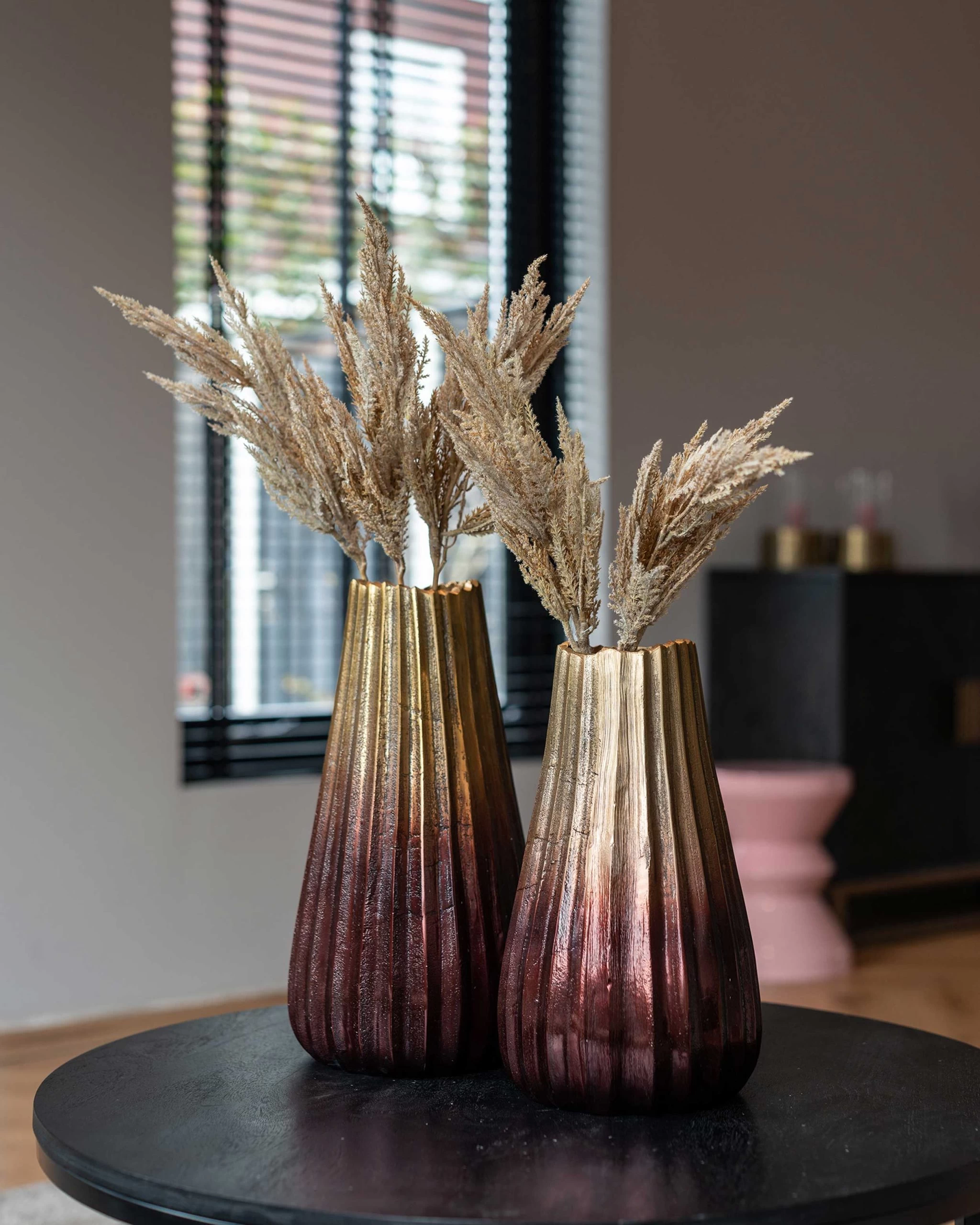 RICHMOND Set Van 2 Ronde Salontafels Cayetana - Zwart Mangohout 4 RICHMOND Set Van 2 Ronde Salontafels Cayetana - Zwart Mangohout - Afbeelding 4