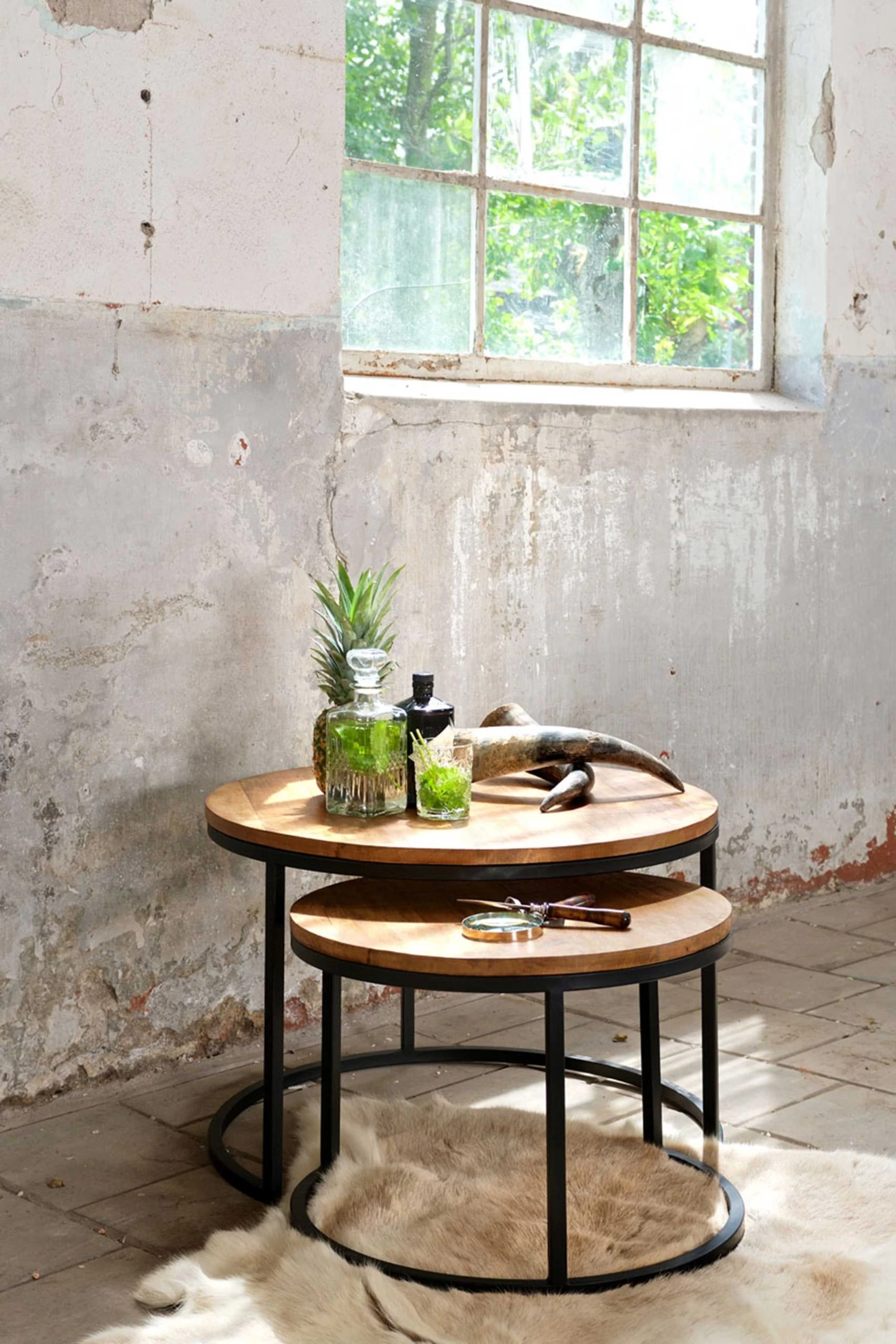 RICHMOND Set Van 2 Ronde Salontafels Brooke - Mango/zwart 2 RICHMOND Set Van 2 Ronde Salontafels Brooke - Mango/zwart - Afbeelding 2