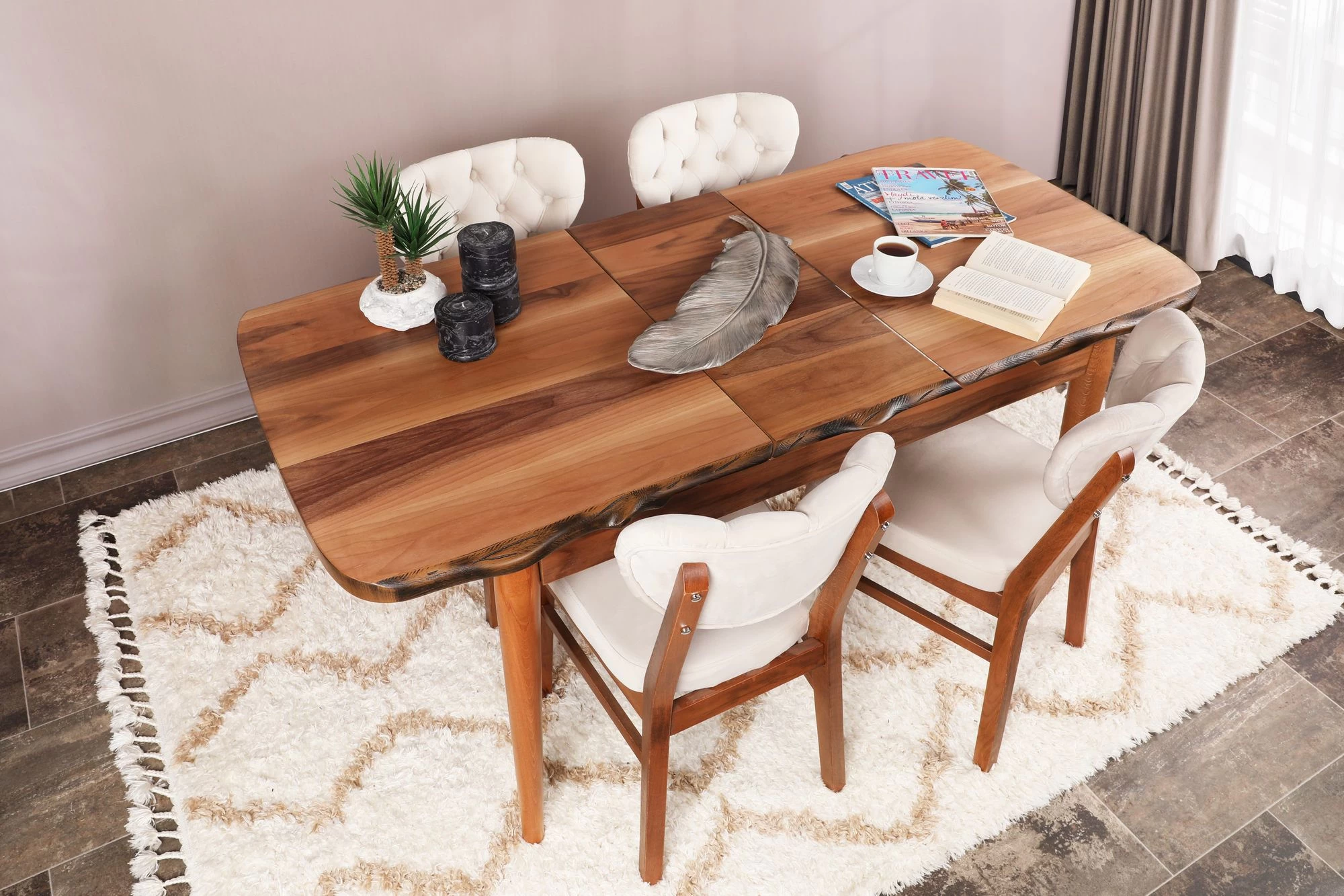 Vella Stoel Set (2 Stuks) | 100% Houten Frame | Fluwelen Stof | Walnoot Beige 8 Vella Stoel Set (2 Stuks) | 100% Houten Frame | Fluwelen Stof | Walnoot Beige - Afbeelding 8