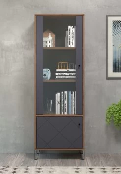 Vitrinekast Montez | 63 X 40 X 172 Cm | Antraciet-front -Collectie Woonkamermeubels Montez WO 2102 131 C4 frontal D 20220803 fcea