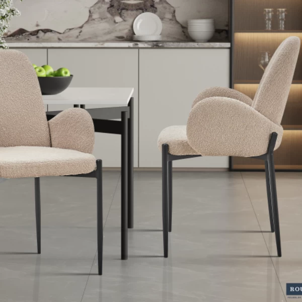 Bilbao' Bouclé Zand Stoel | Metalen Poten | H-H 88 X B-L 60 X D-P 57 Cm 2 Bilbao' Bouclé Zand Stoel | Metalen Poten | H-H 88 X B-L 60 X D-P 57 Cm - Afbeelding 2